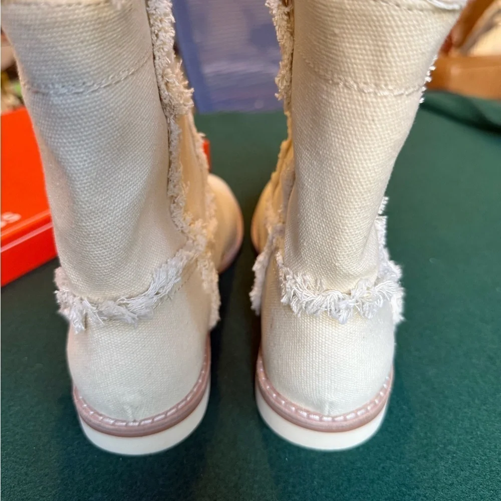 nib BILL BLASS “BB Turbo Boot” White Canvas Frayed Edge Bootie Boots size 6.5 - Picture 9 of 12